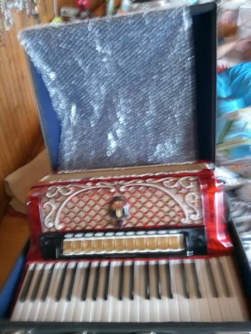 Akordeon Horch 120 basów z futerałem