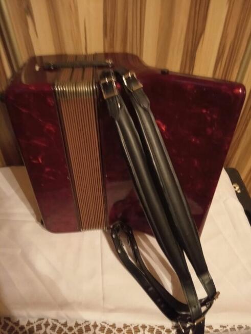 Akordeon Weltmeister 96 basów z futerałem