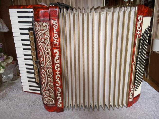 Akordeon Horch 120 basów z futerałem