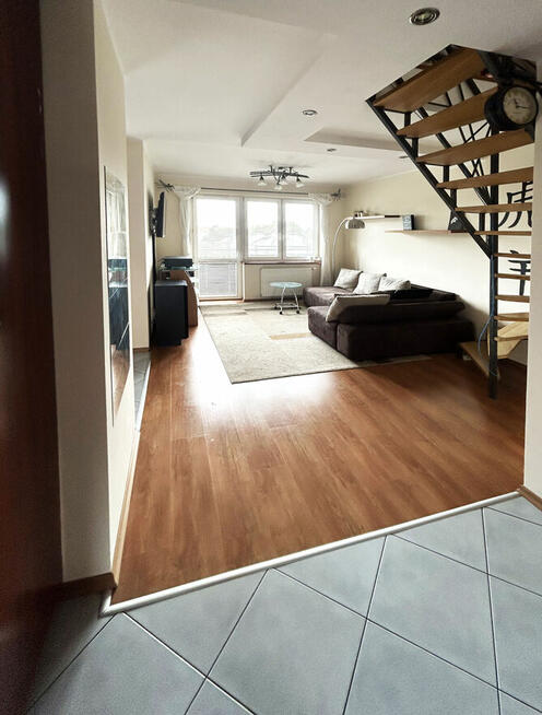 Dwupoziomowe mieszkanie 81 m2+ garaż podziemny | Bojary