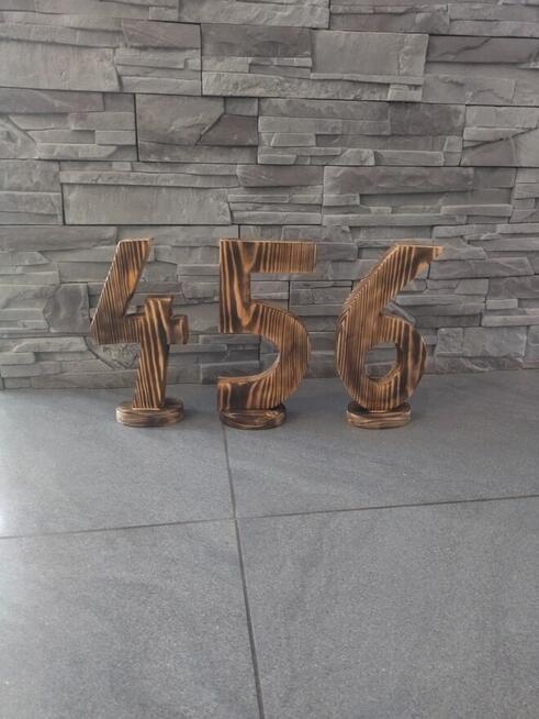 Cyferki opalone do sesji dziecięcej