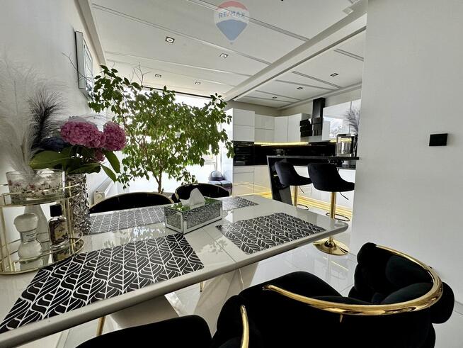 BLACK WEEKS Duże mieszkanie z garażem i parkingiem