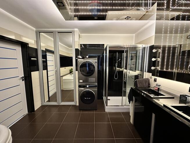 BLACK WEEKS Duże mieszkanie z garażem i parkingiem