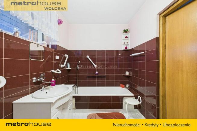 Dom na Wawrze z ogrodem