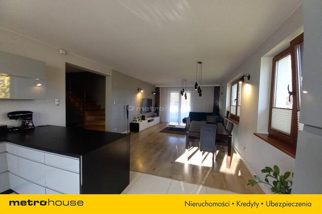 Piękny dom zlokalizowany między Warszawą a Łodzią