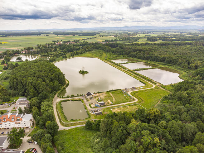 ,,Łowisko"- dom, stawy i domki letniskowe - 20 ha!