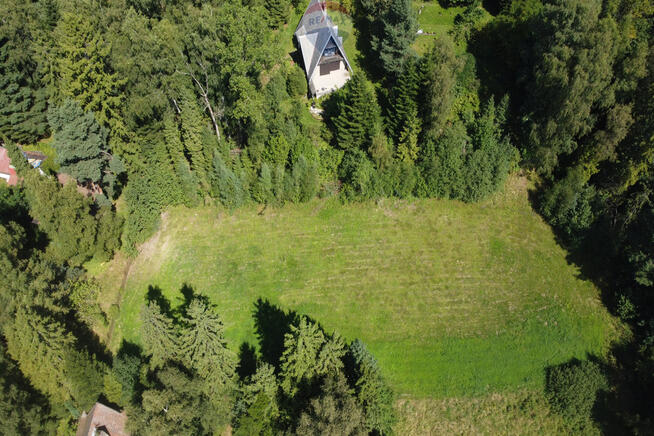 Działka budowlana z widokiem i lasem – Naprawa