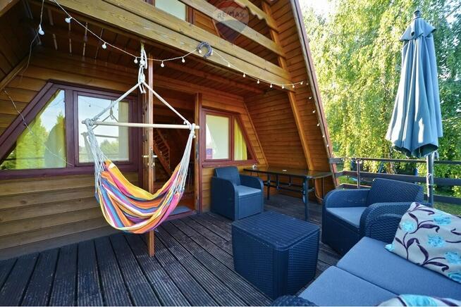 BLACK WEEKS Domek rekreacyjny z budowlanym ogrodem