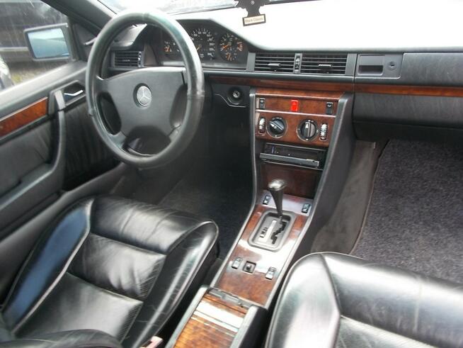 Mercedes CE 300 3,0 Benzyna 180PS!!!ZABYTEK!!!