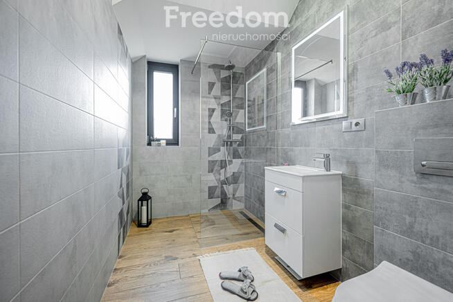 Nowoczesny dom, styl stodoła, 900 m² działki