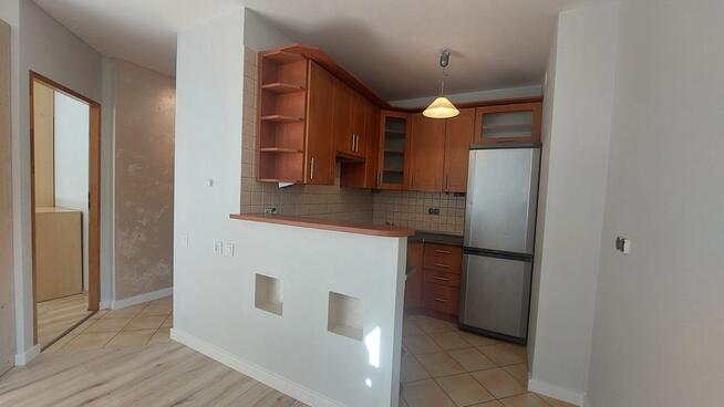 ✅Sprawdź >>Przytulne mieszkanie w bloku z basenem✅