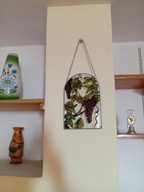 Pzredmioty szklane i porcelanowe i kilka sztućców Norblin