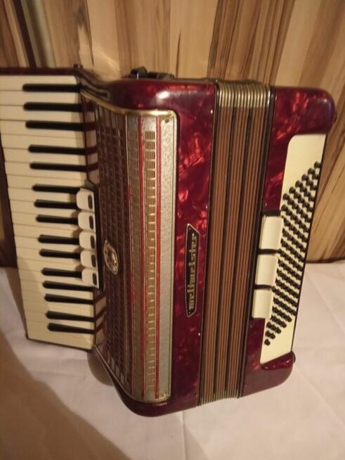 Akordeon Weltmeister 96 basów z futerałem