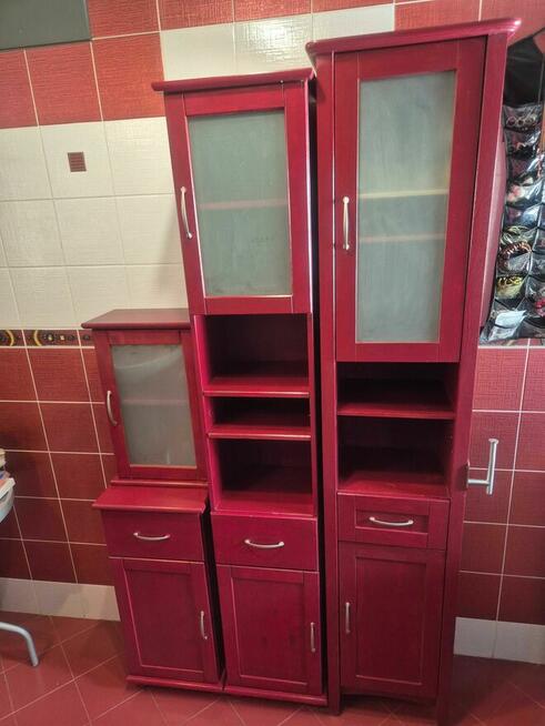 Komplet szafek łazienkowych kolor burgund, bordo