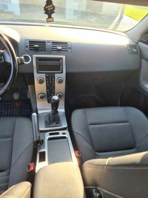 Samochód Volvo V50 2009 rok