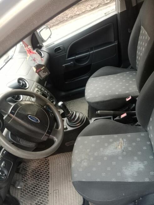 Forda Fiesta mk5