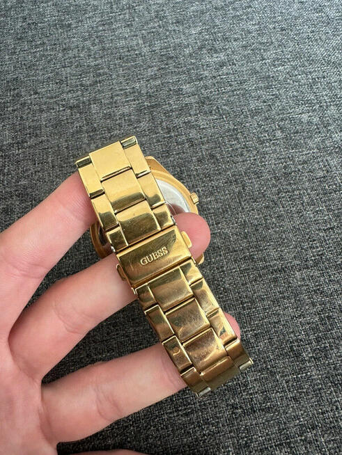 Zegarki damski Guess - stan bardzo dobry, kolor złoty