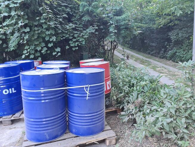 Sprzedam Oleje antyadhezyjne, hydrauliczne oraz silnikowe be