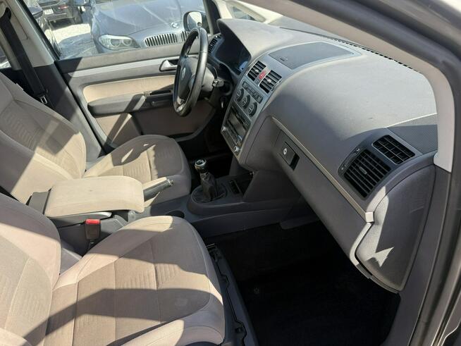 Volkswagen Touran zadbany - oryginalny przebieg !!!