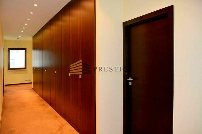 Nowoczesny dom w zabudowie bliźniaczej - Wilanów