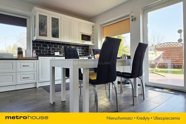 DOM NAD MORZEM Z POKOJAMI DLA TURYSTÓW