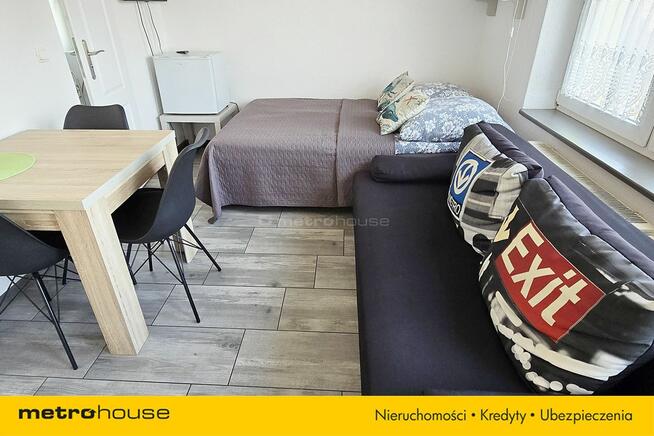 DOM NAD MORZEM Z POKOJAMI DLA TURYSTÓW