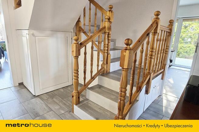 DOM NAD MORZEM Z POKOJAMI DLA TURYSTÓW