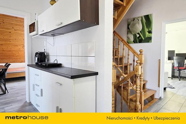 DOM NAD MORZEM Z POKOJAMI DLA TURYSTÓW