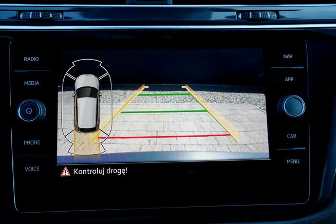 Volkswagen Tiguan R-LINE x 3 SKÓRA blis grzane fotele i kierownica kamera FUL LED matrix