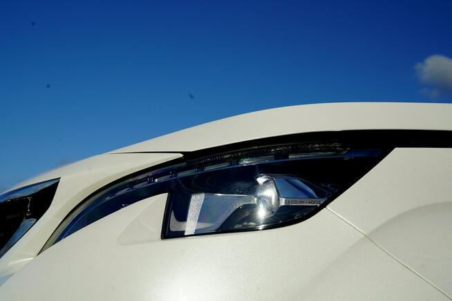 Peugeot 3008 GT ful led skóra masaze ACC kamery EL.KLAPA sam parkuje PANORAMA 4x4