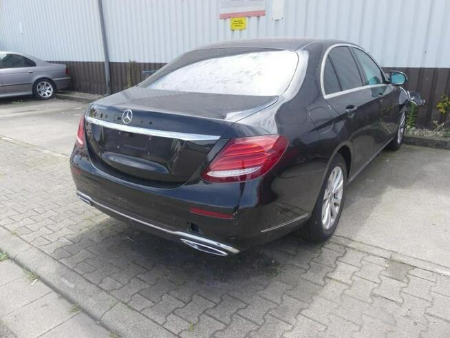 Mercedes E 200 2,0 Diesel 195KM E220 d T 4Matic 9G-Tronic Avantgarde Zadbany