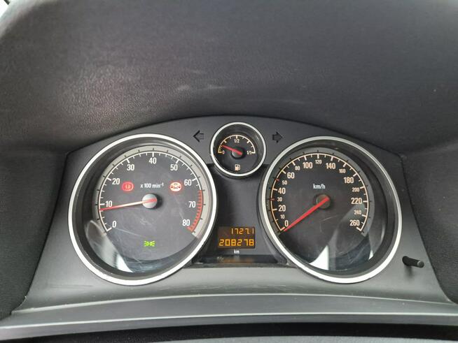 Zafira 1.8 benzyna Innovation 140km XENON pdc 7 foteli SERWIS 2008