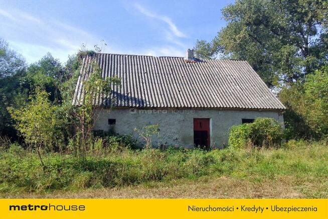 Działka siedliskowa z domem o powierzchni 57 arów