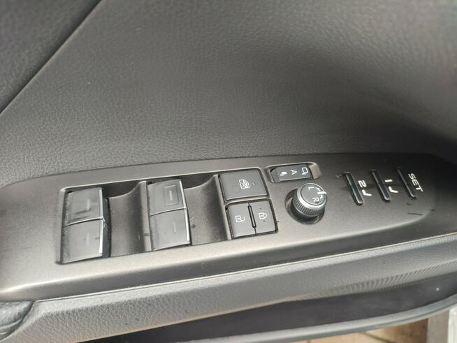 Toyota Camry EXECUTIVE VIP salon RP F 23% bezwypadkowa Gwarancja