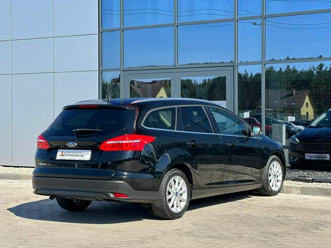 Ford Focus LED Półskóra Grzane fotele+Kierownica Asystent Czujniki Navi GWARANCJA