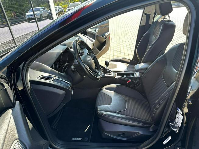Ford Focus LED Półskóra Grzane fotele+Kierownica Asystent Czujniki Navi GWARANCJA