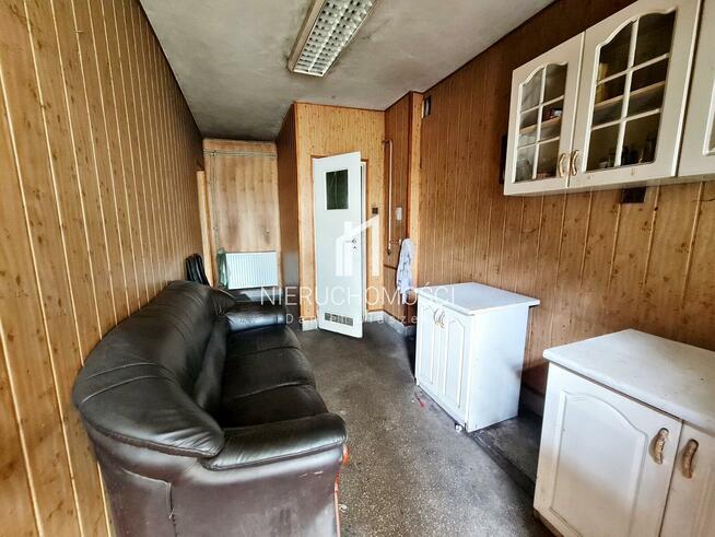 Garaż Zarzecze gm. Dębowiec