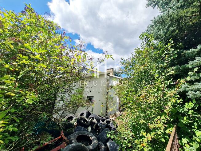 Garaż Zarzecze gm. Dębowiec