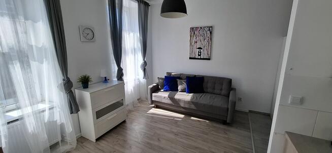 Legionów 79 – kawalerka z aneksem, 1980