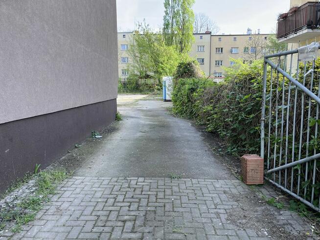 Budynek 400 m2 na działce 784m2 Gliwice