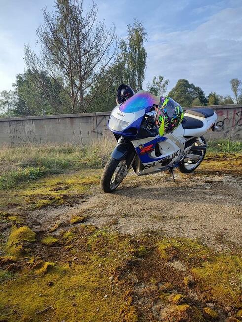 Sprzedam/zamienie Suzuki GSXR 600 srad 600