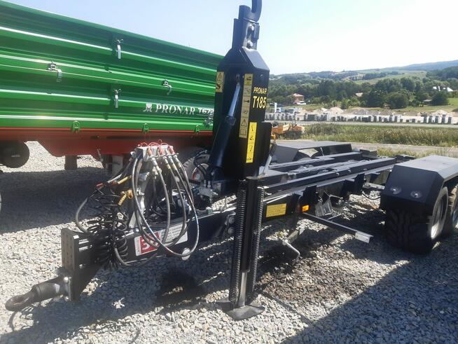 Przyczepa Pronar t185