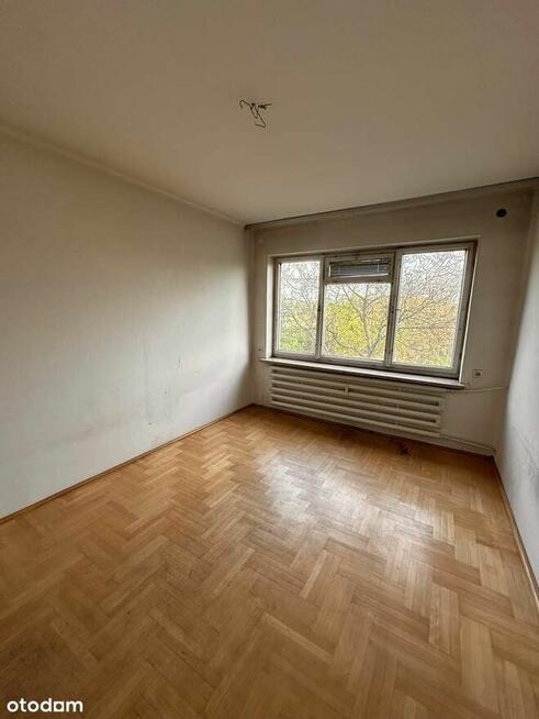 Sprzedam przestronny dom z garażem w mieście