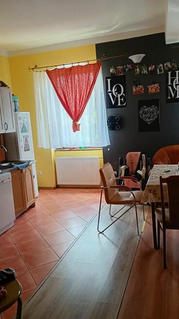 ładne klimatyczne z kominkiem MIESZKANIE 2-pozimowe 95 m2