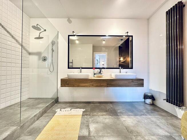 Dwupoziomowy apartament z widokiem na Stare Miasto