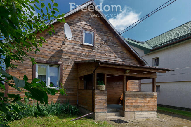Na sprzedaż drewniany dom w Boćkach.