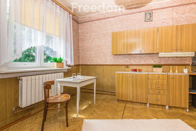 Na sprzedaż drewniany dom w Boćkach.