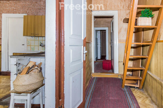 Na sprzedaż drewniany dom w Boćkach.