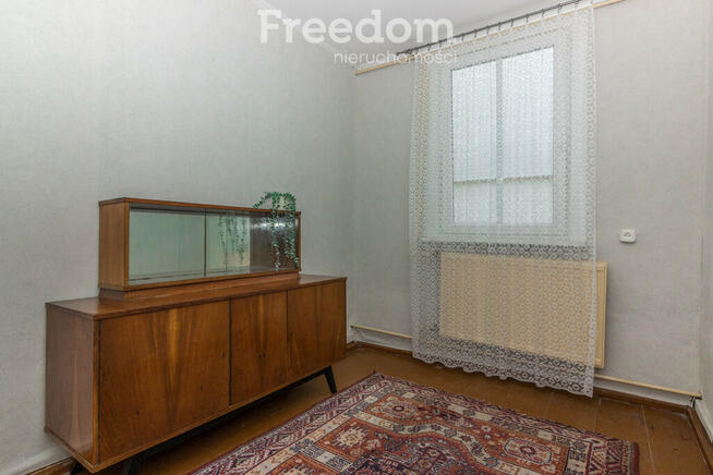 Na sprzedaż drewniany dom w Boćkach.