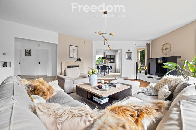 Dom wolnostojący 285 m², działka 1666 m² | Banino